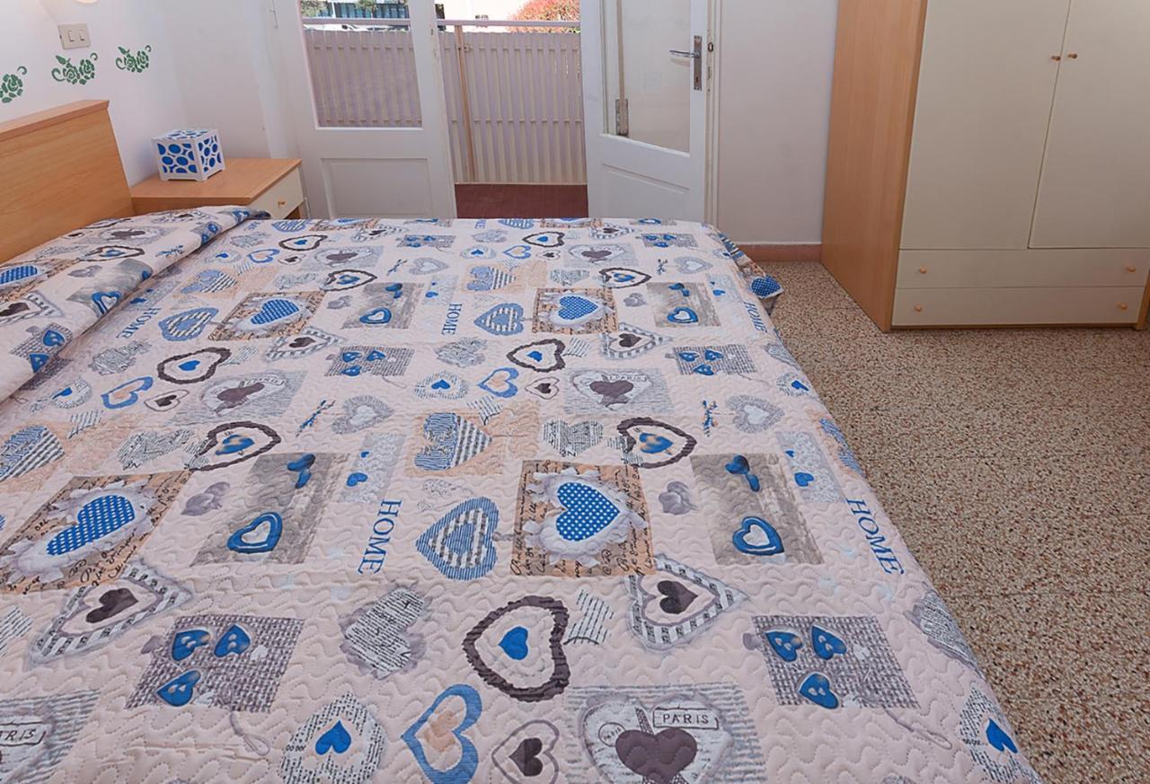 Hotel Amalfi & Dependance Lignano Sabbiadoro Eksteriør bilde