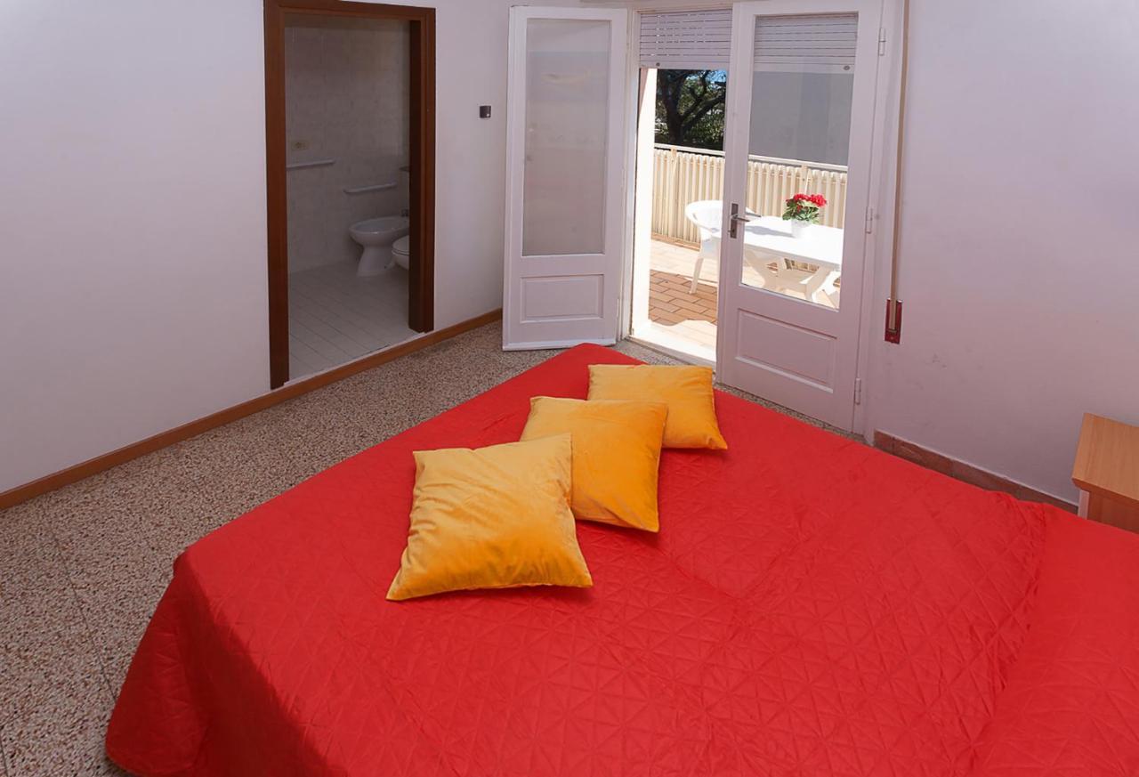 Hotel Amalfi & Dependance Lignano Sabbiadoro Eksteriør bilde