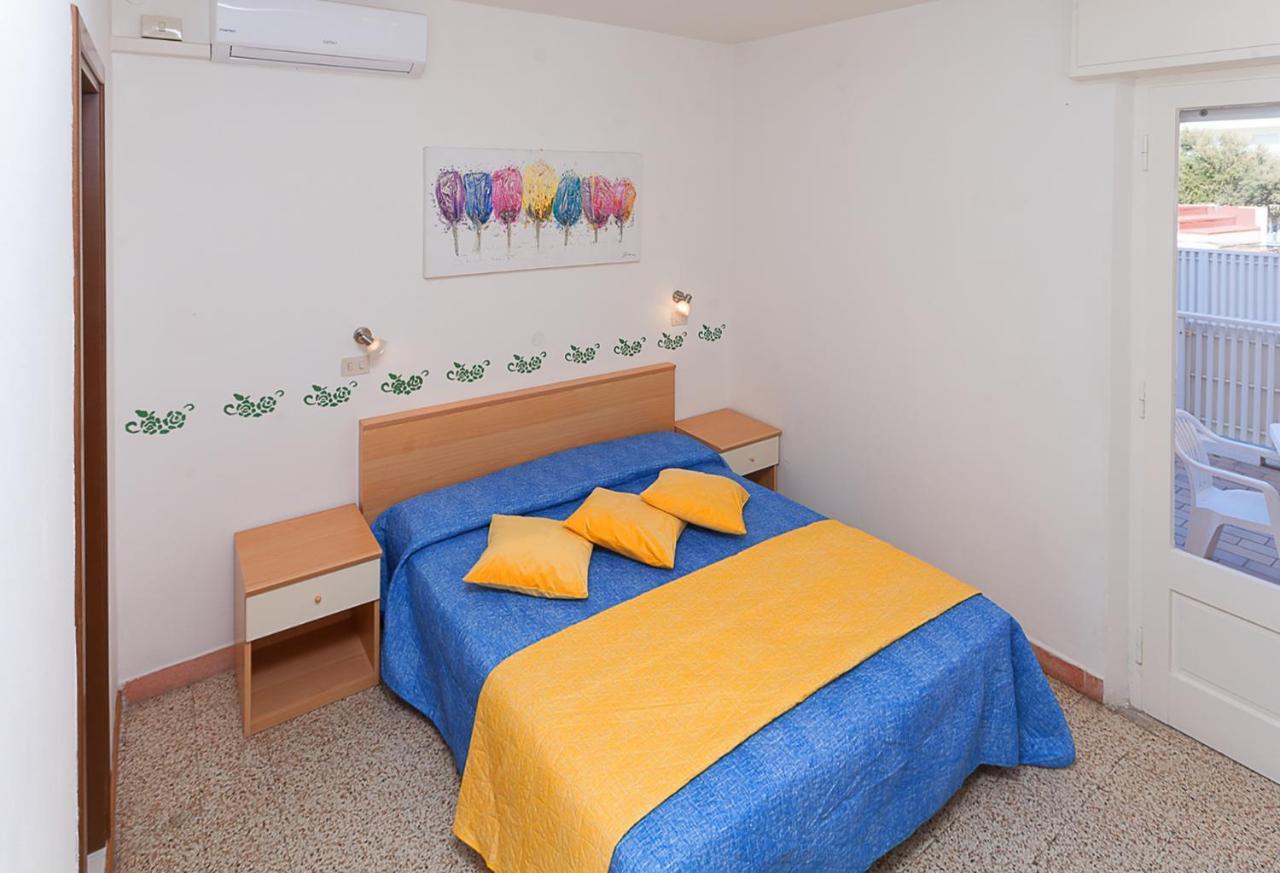 Hotel Amalfi & Dependance Lignano Sabbiadoro Eksteriør bilde