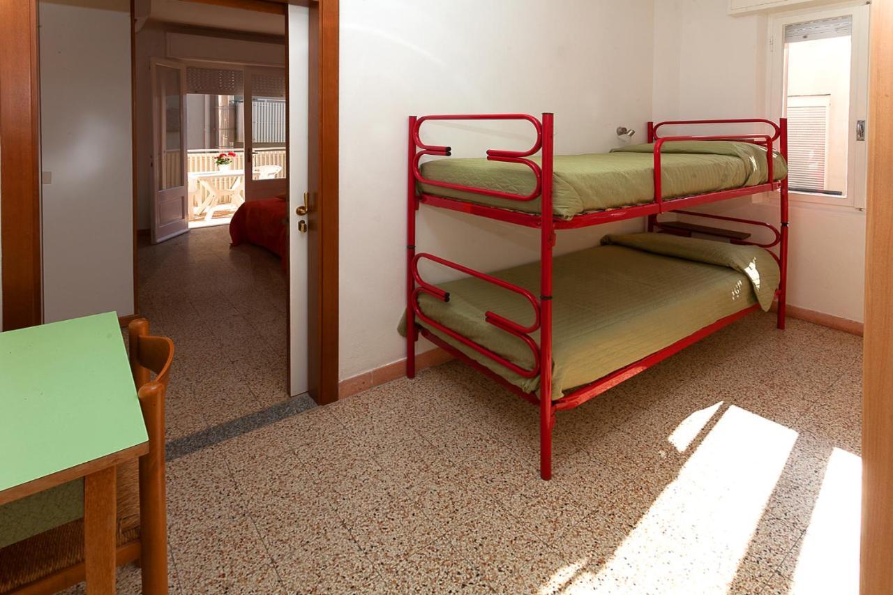 Hotel Amalfi & Dependance Lignano Sabbiadoro Eksteriør bilde