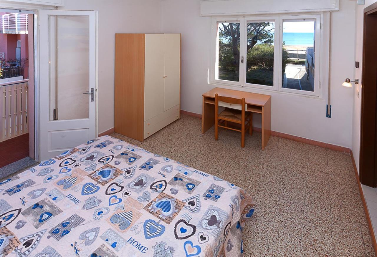 Hotel Amalfi & Dependance Lignano Sabbiadoro Eksteriør bilde
