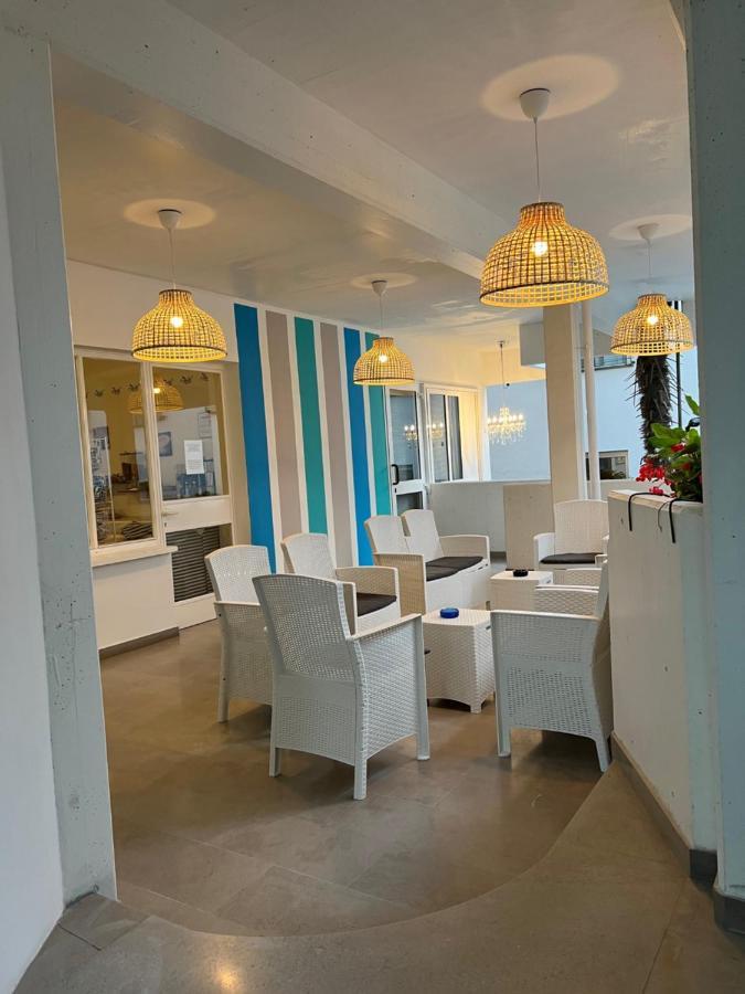 Hotel Amalfi & Dependance Lignano Sabbiadoro Eksteriør bilde