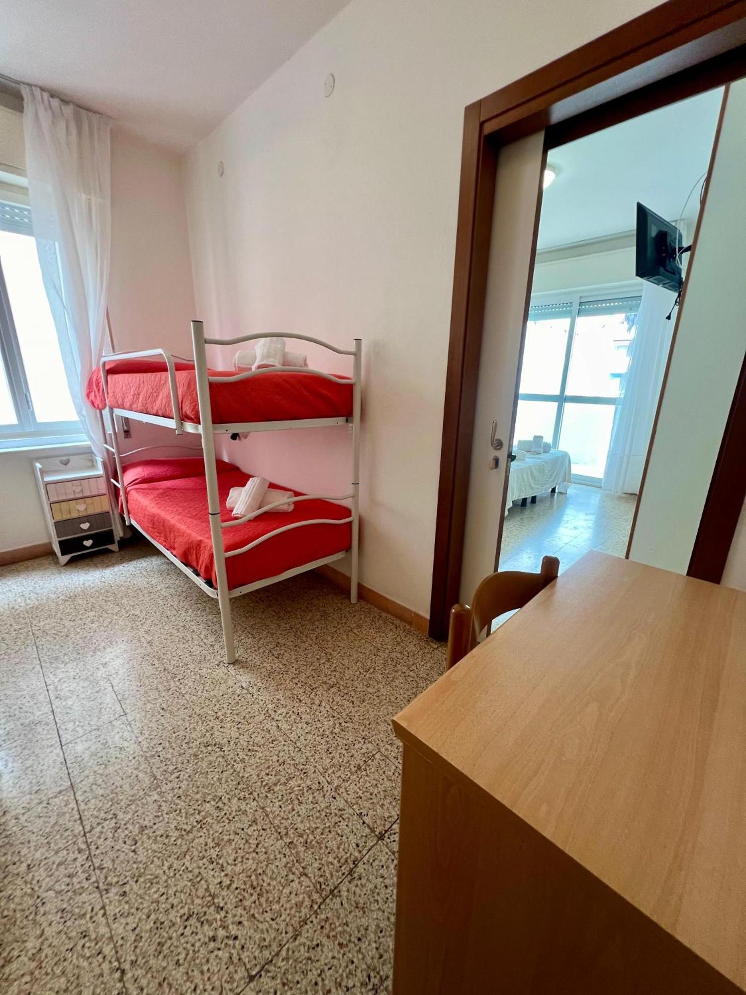 Hotel Amalfi & Dependance Lignano Sabbiadoro Eksteriør bilde