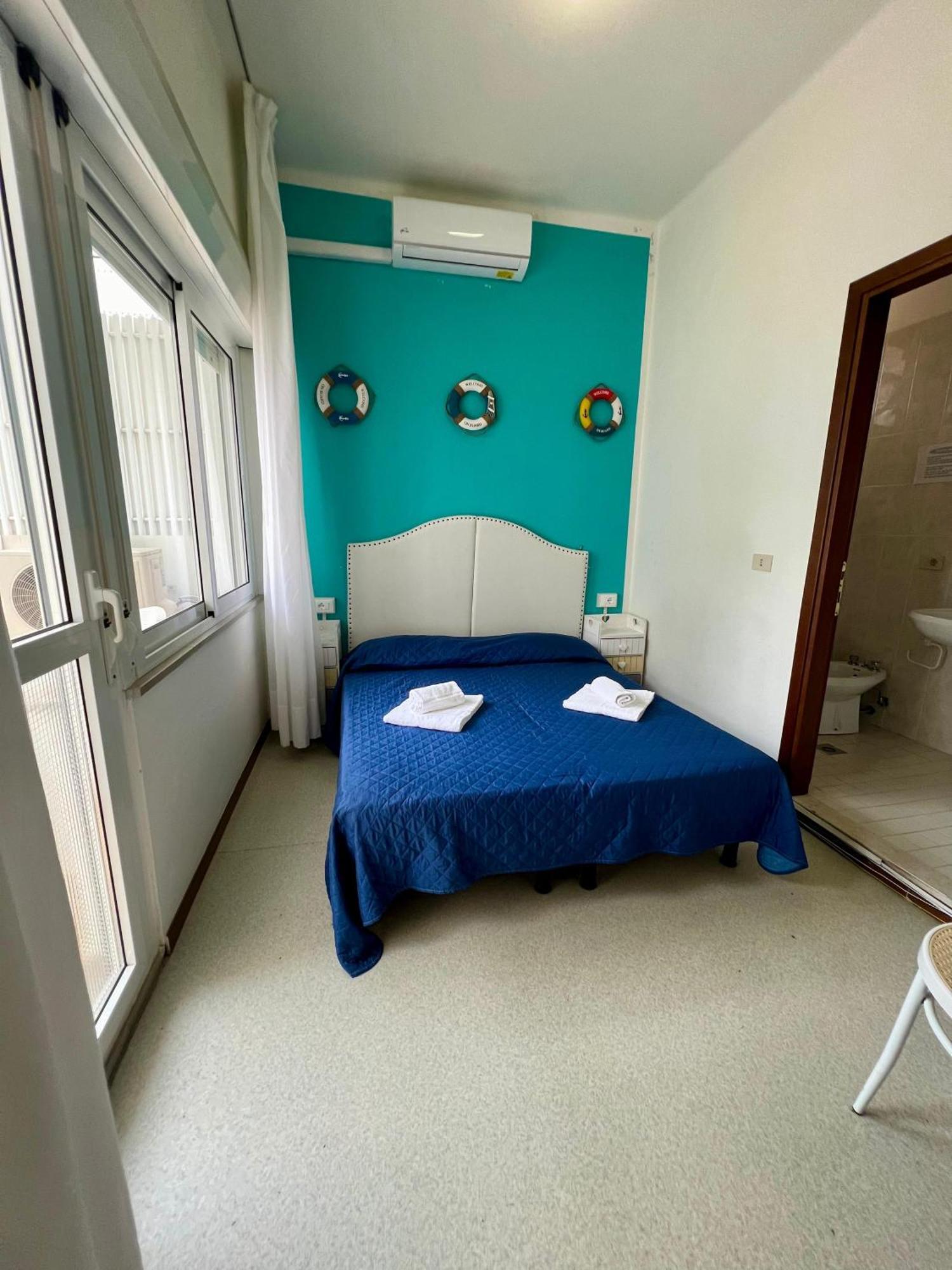 Hotel Amalfi & Dependance Lignano Sabbiadoro Eksteriør bilde